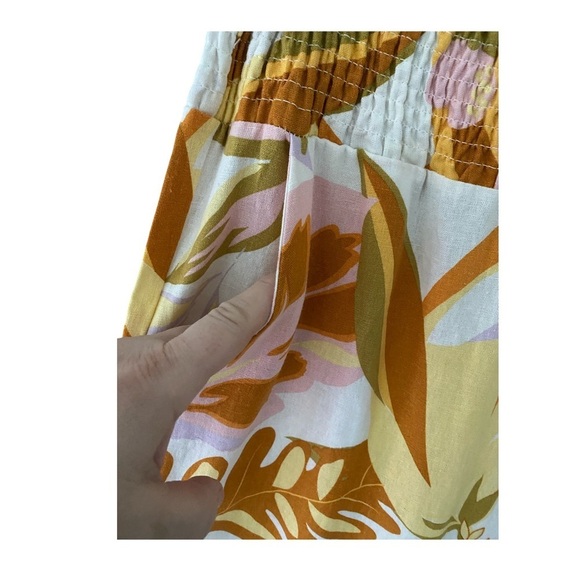 Tahari Smocked Tropical Linen Blend Wide Leg Pull On Pants NWOT Size L - Picture 2 of 7